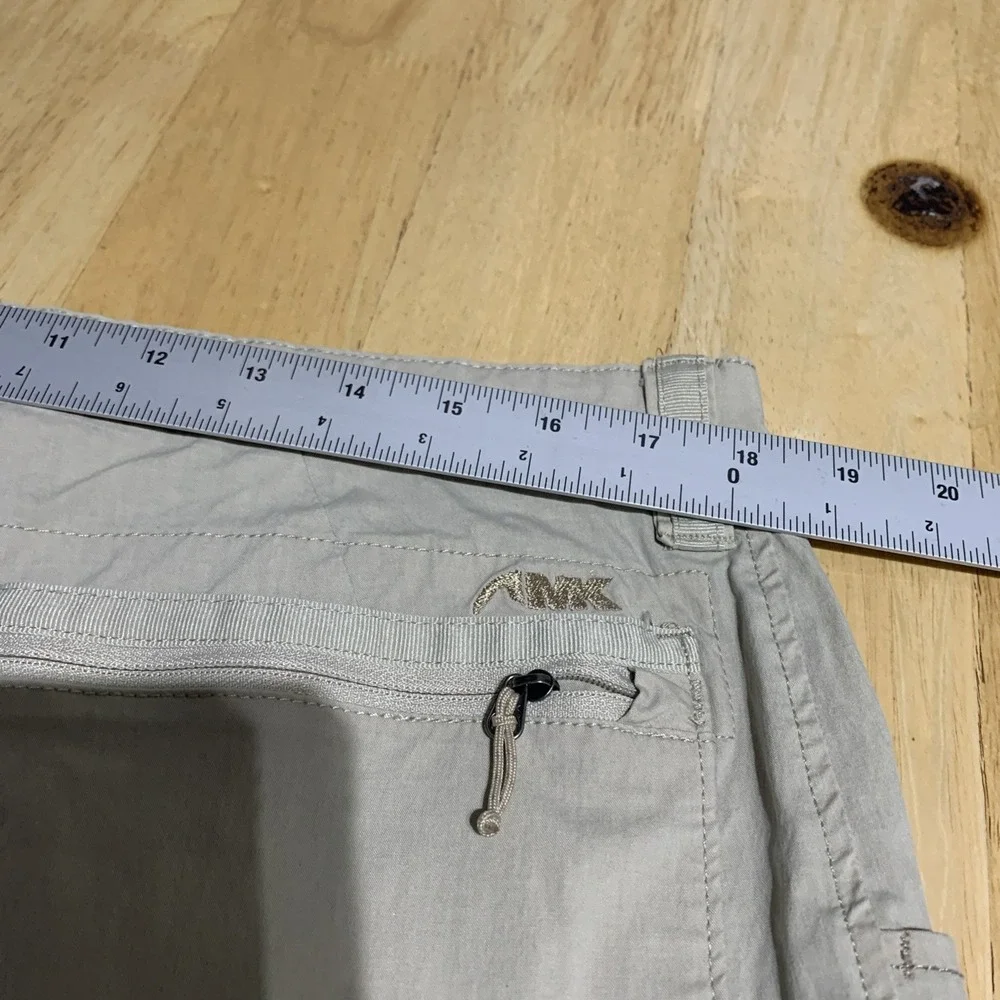 Mountain Khakis Shorts Mens 38 Gray Chino Cargo Pockets Flat Front Performance